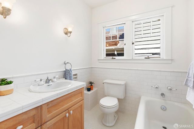 228 32nd Avenue, San Francisco, CA 94121