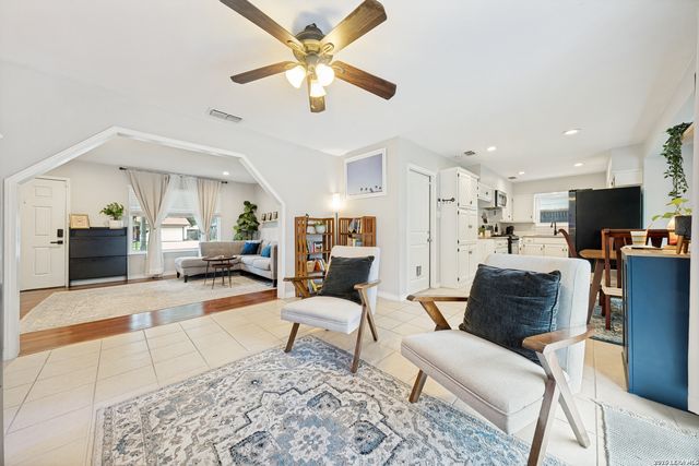 515 Grabo, San Antonio, TX 78216
