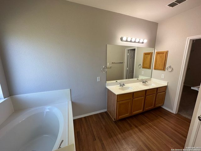 116 SHADOW KNOLLS, Boerne, TX 78006