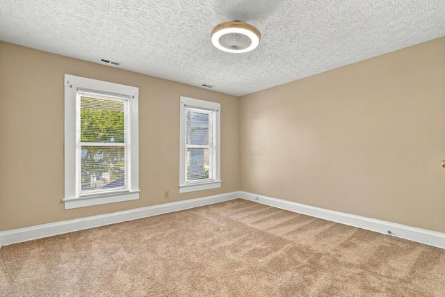 353 E Morrill Avenue, Columbus, OH 43207