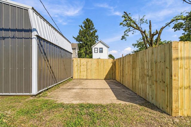 353 E Morrill Avenue, Columbus, OH 43207