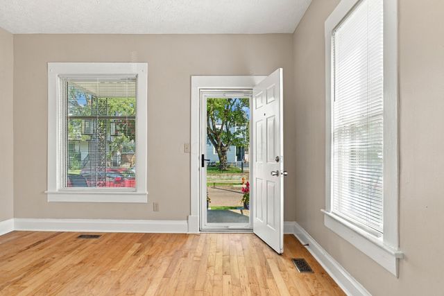 353 E Morrill Avenue, Columbus, OH 43207