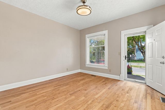 353 E Morrill Avenue, Columbus, OH 43207