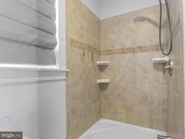 2 HIGHLAND AVE, Annapolis, MD 21403