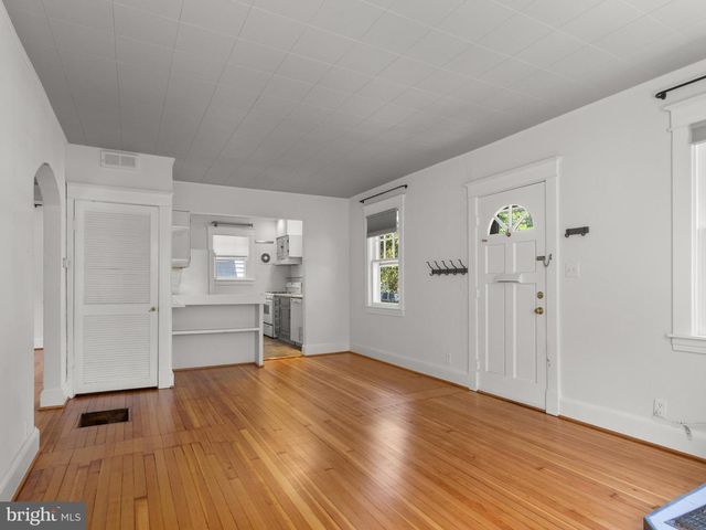 2 HIGHLAND AVE, Annapolis, MD 21403