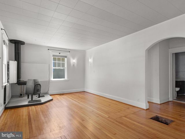 2 HIGHLAND AVE, Annapolis, MD 21403