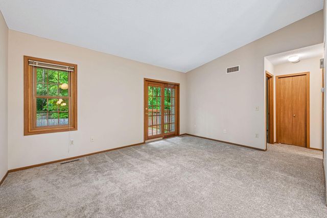 7325 Bren Lane, Eden Prairie, MN 55346