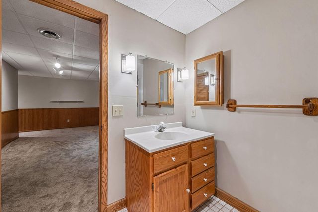 7325 Bren Lane, Eden Prairie, MN 55346
