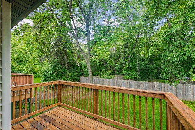 7325 Bren Lane, Eden Prairie, MN 55346