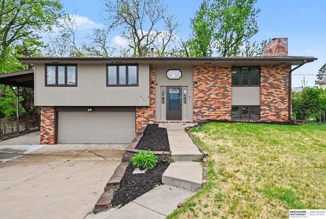 9729 Ogden Circle, Omaha, NE 68134