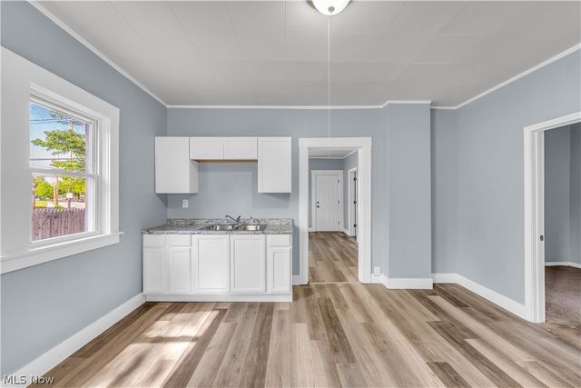 3359 E 65th Street, Cleveland, OH 44127