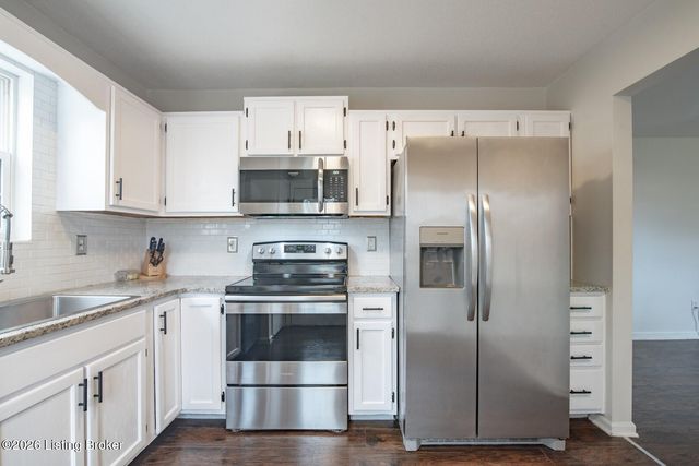 107 Concord Ct, Elizabethtown, KY 42701