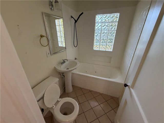 2300 Emogene Street, Mobile, AL 36606
