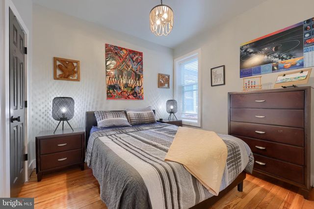 350 E CHESTNUT ST, Lancaster, PA 17602