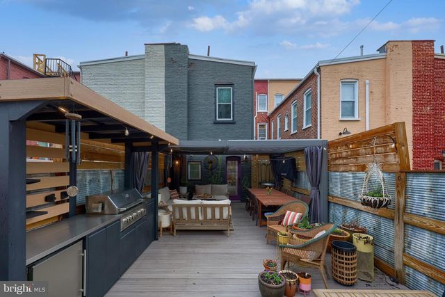 350 E CHESTNUT ST, Lancaster, PA 17602