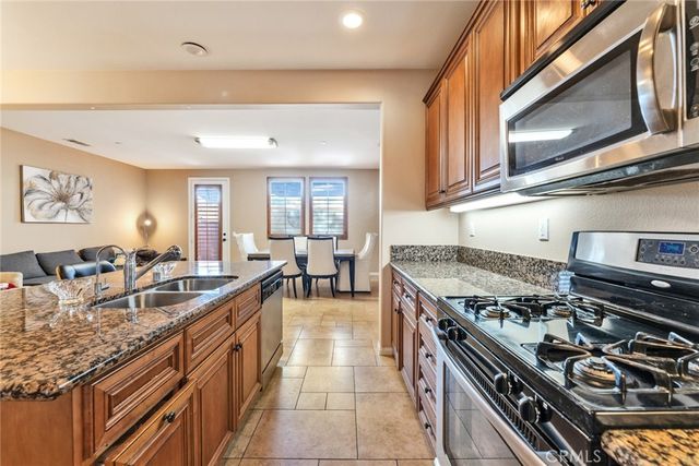 1593 Bayport, Upland, CA 91786