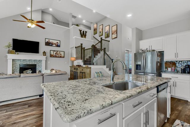 2113 Deer Run, Gunter, TX 75058