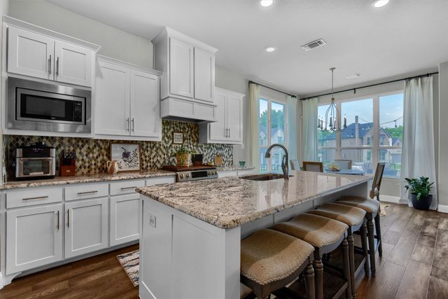 2113 Deer Run, Gunter, TX 75058