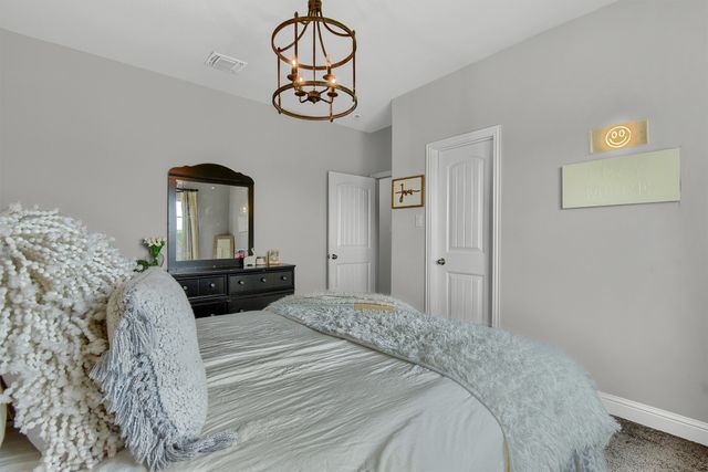 2113 Deer Run, Gunter, TX 75058