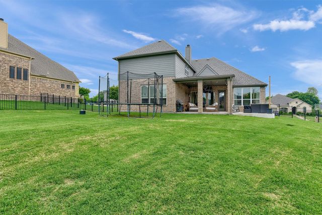 2113 Deer Run, Gunter, TX 75058