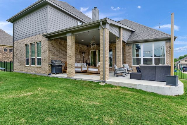 2113 Deer Run, Gunter, TX 75058