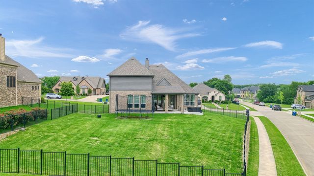 2113 Deer Run, Gunter, TX 75058