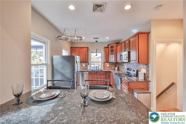 1390 new jersey Avenue, Hellertown Boro, PA 18055