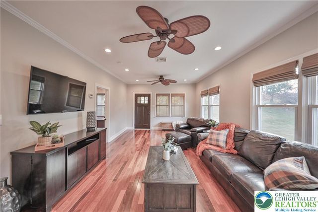 1390 new jersey Avenue, Hellertown Boro, PA 18055