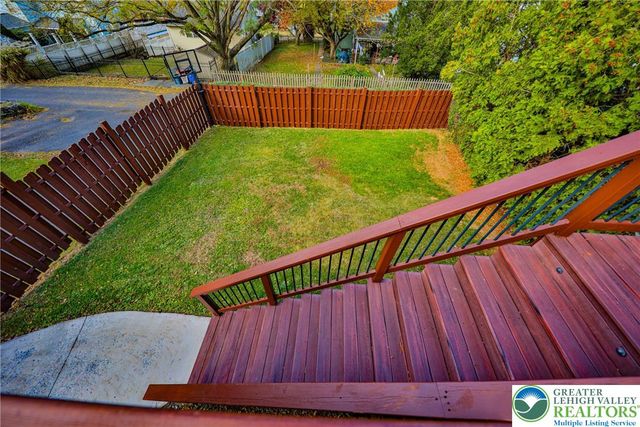 1390 new jersey Avenue, Hellertown Boro, PA 18055