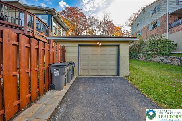 1390 new jersey Avenue, Hellertown Boro, PA 18055