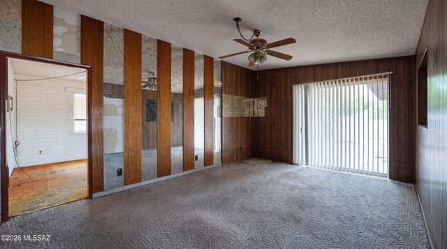 6087 E 21st Street, Tucson, AZ 85711