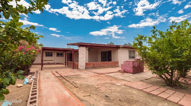 6087 E 21st Street, Tucson, AZ 85711