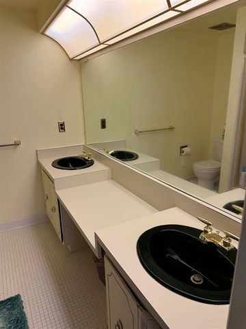 32602 Barclay Square, Warren, MI 48093