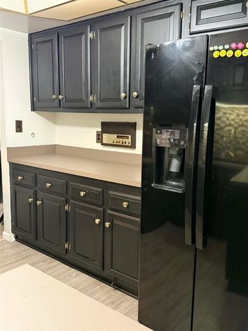 32602 Barclay Square, Warren, MI 48093