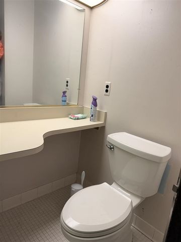 32602 Barclay Square, Warren, MI 48093