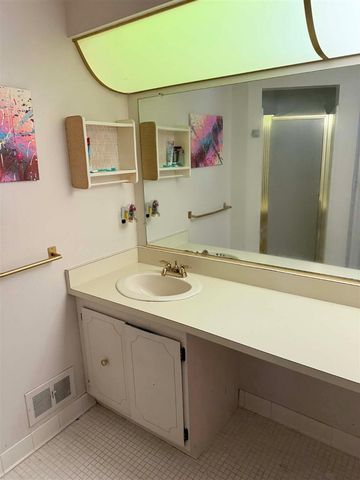 32602 Barclay Square, Warren, MI 48093