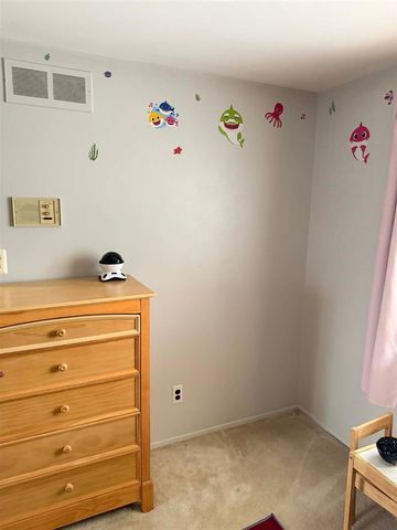 32602 Barclay Square, Warren, MI 48093