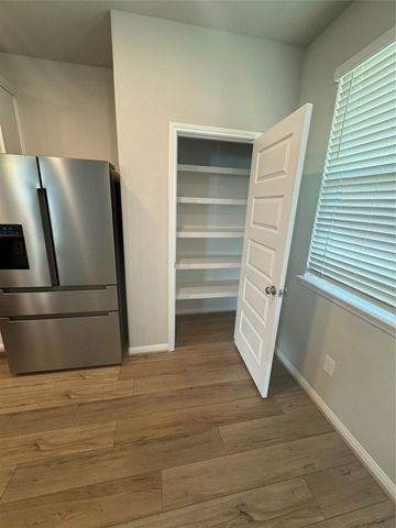 18528 Meadow Point Lane, Conroe, TX 77316