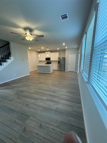 18528 Meadow Point Lane, Conroe, TX 77316