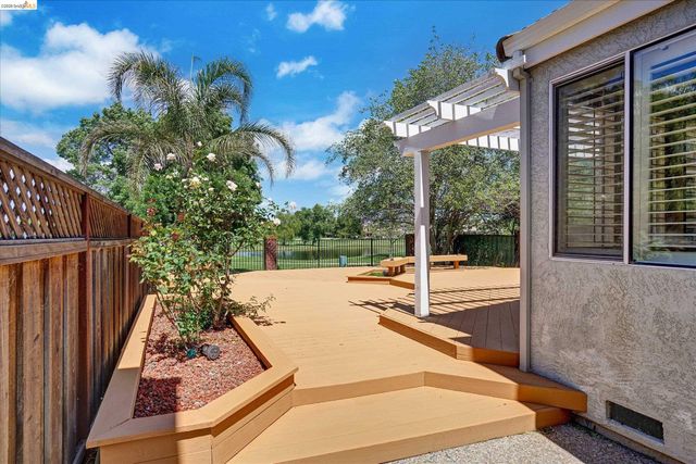 2819 Cherry Hills Dr, Discovery Bay, CA 94505