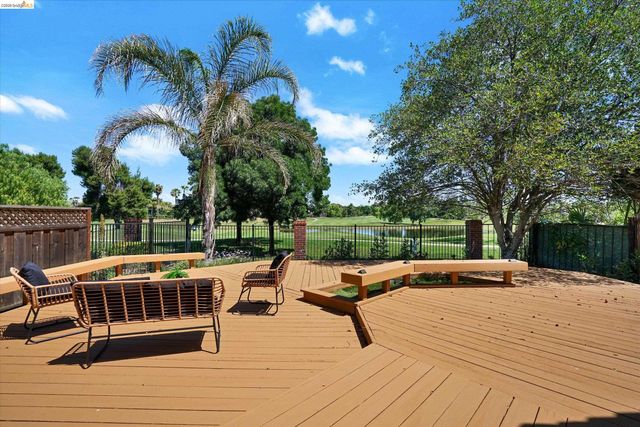 2819 Cherry Hills Dr, Discovery Bay, CA 94505