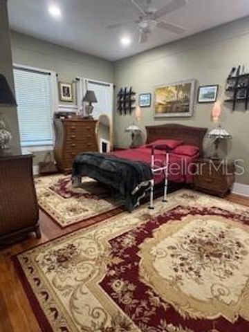 58 S KENTUCKY AVENUE, Umatilla, FL 32784