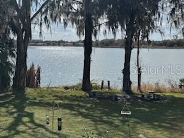 58 S KENTUCKY AVENUE, Umatilla, FL 32784