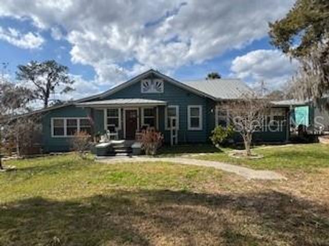58 S KENTUCKY AVENUE, Umatilla, FL 32784