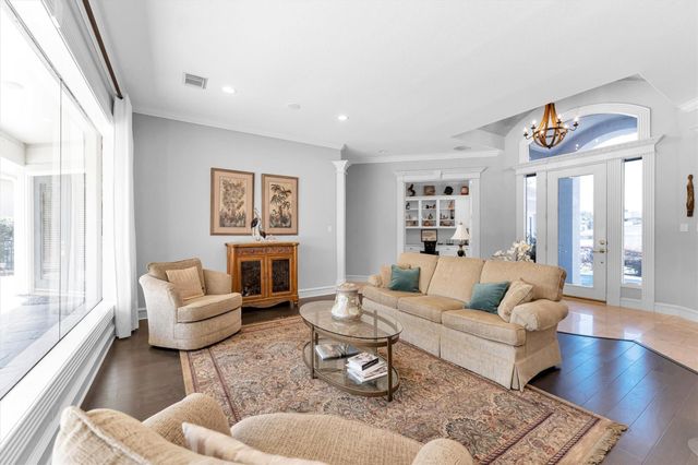 40 Broad Cove Drive, Montgomery, TX 77356