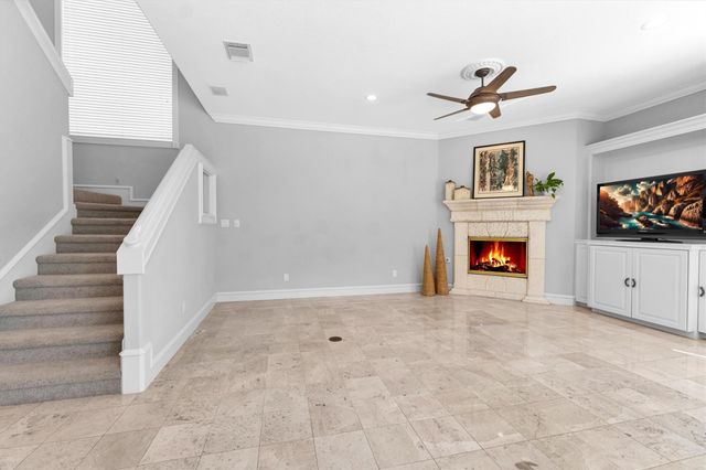 40 Broad Cove Drive, Montgomery, TX 77356