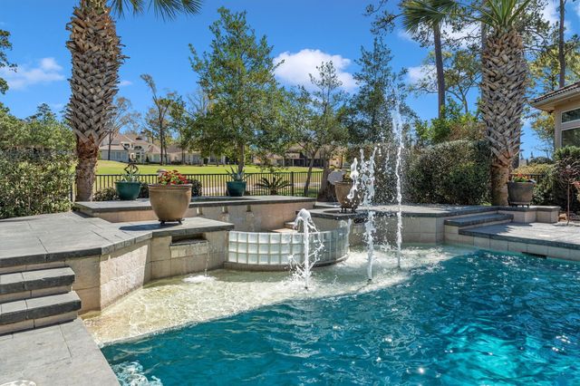 40 Broad Cove Drive, Montgomery, TX 77356