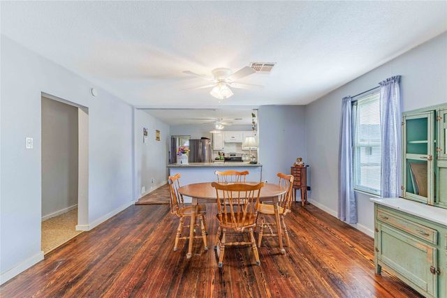 510 E Frederick Street, Riesel, TX 76682