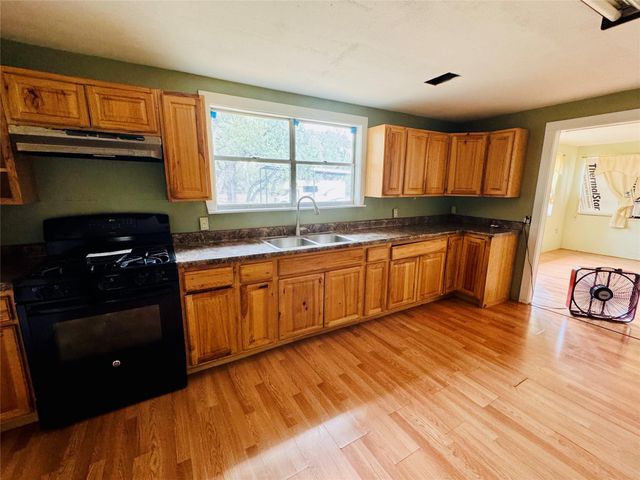 13 Presidio RD, Wimberley, TX 78676