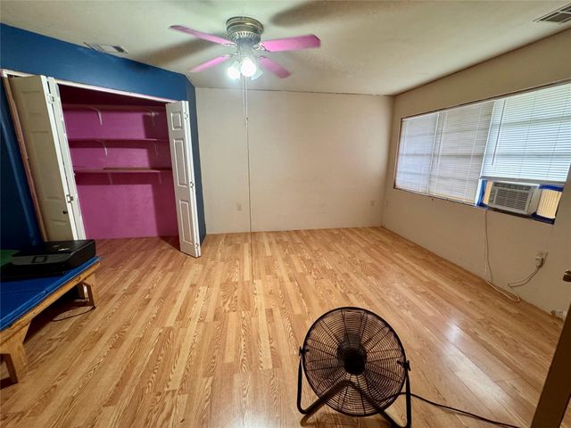 13 Presidio RD, Wimberley, TX 78676
